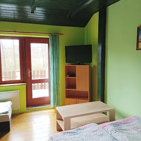 Burda ゲストハウス Žehrov